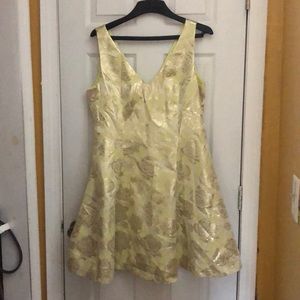 Yellow rose dress